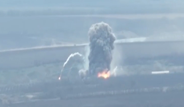 ВИДЕО от войната: Щурмови Су-25 атакуват диверсионни групи на ВСУ