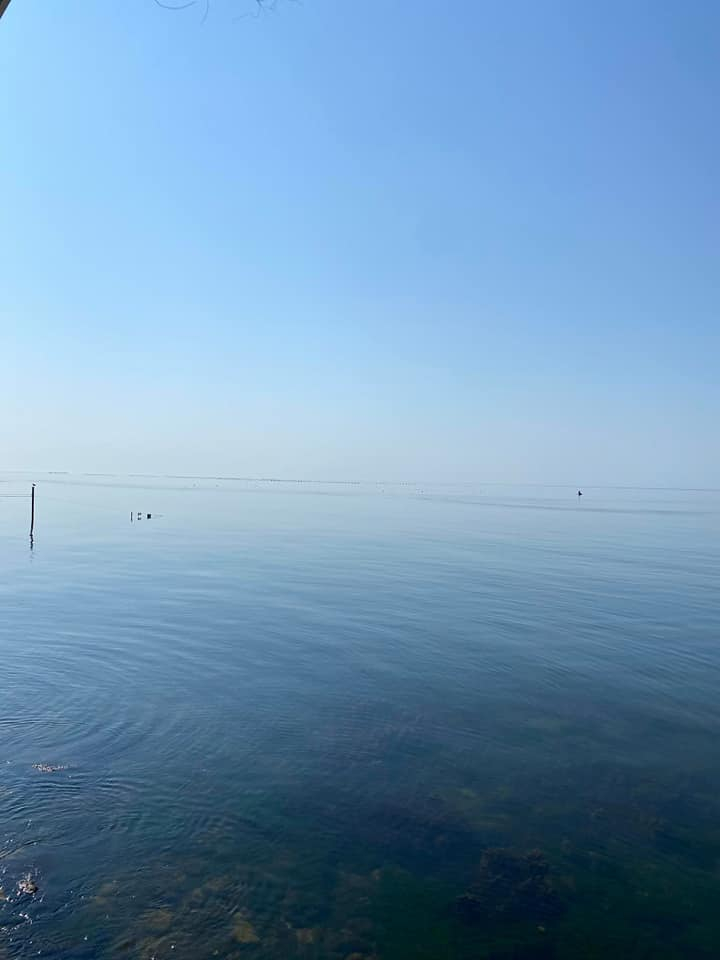 Необичайни СНИМКИ на Черно море край Българево побъркаха мрежата