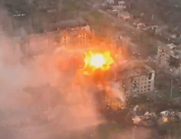 ВИДЕО от войната: ВСУ вече използват насочващи се бомби JDAM в Бахмут