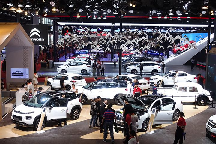 Показаха бъдещето на разкоша при автомобилите на изложението в Шанхай СНИМКИ 