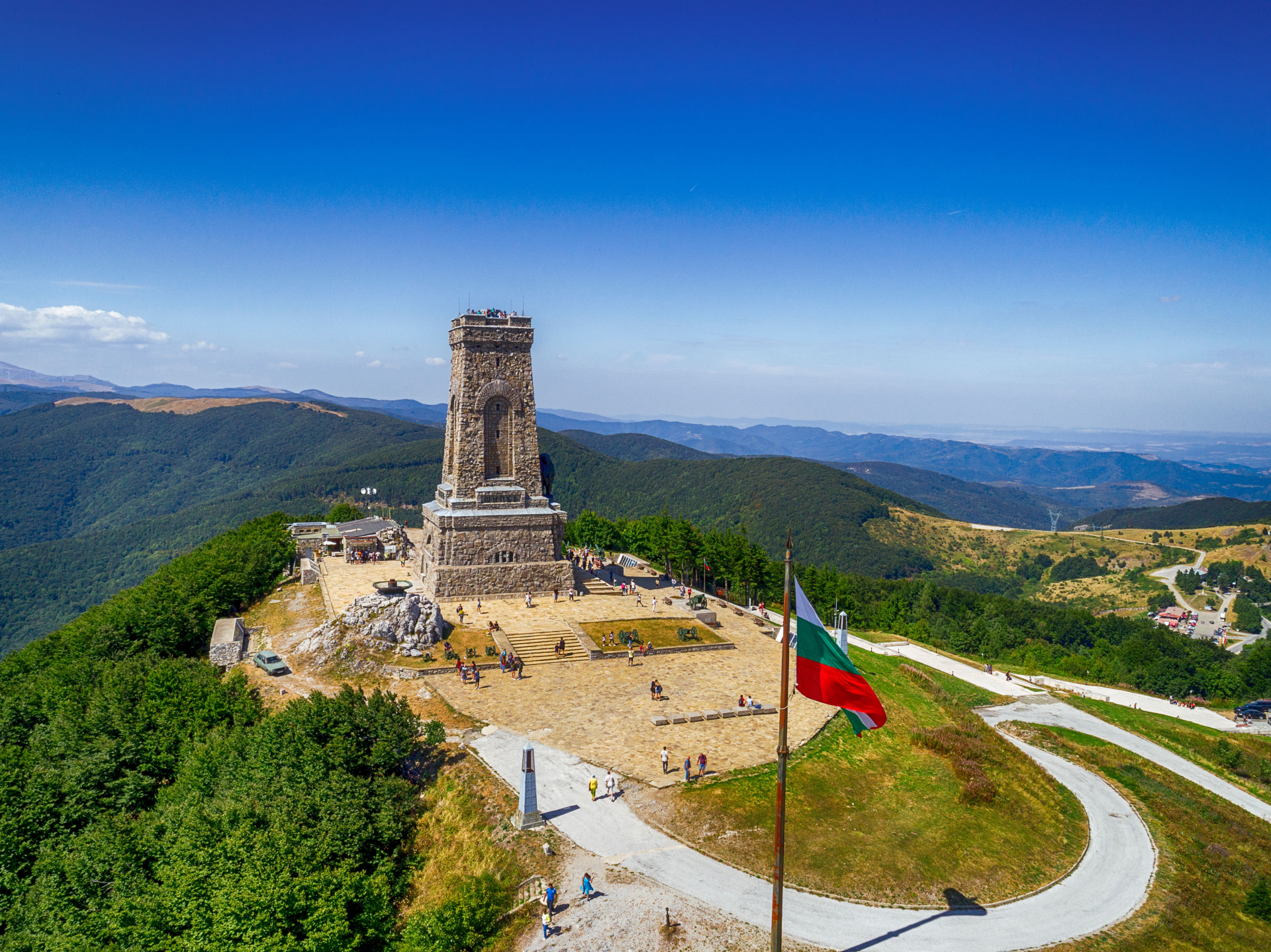Знаете ли всички имена на най-сакралния български връх