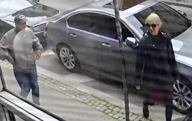 Баба направи немислимото с украинска кола в Пловдив ВДИЕО