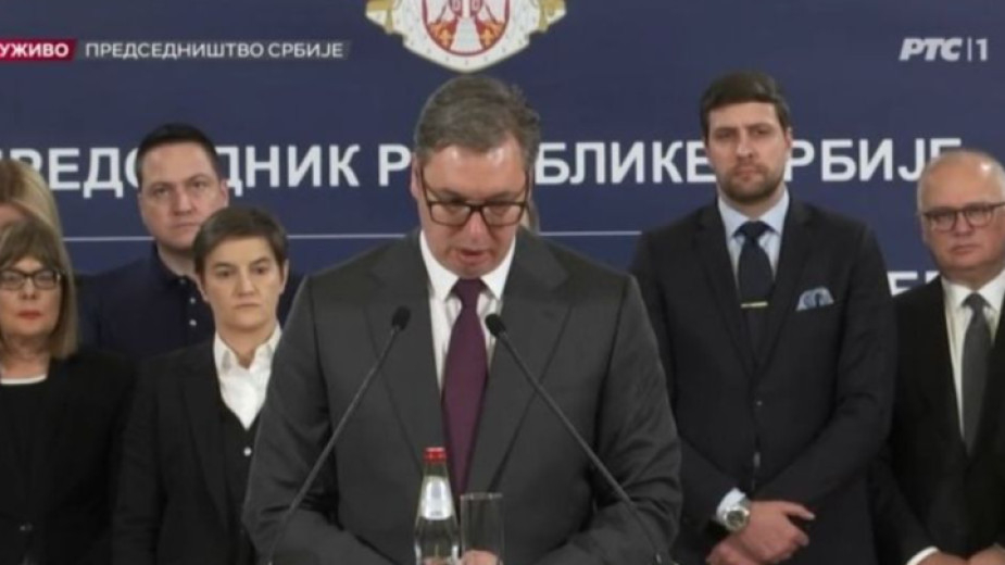 Първа оставка в Сърбия след двете масови убийства
