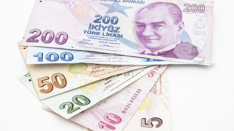 Бъркотия на борсите с турската лира заради балотажа на изборите
