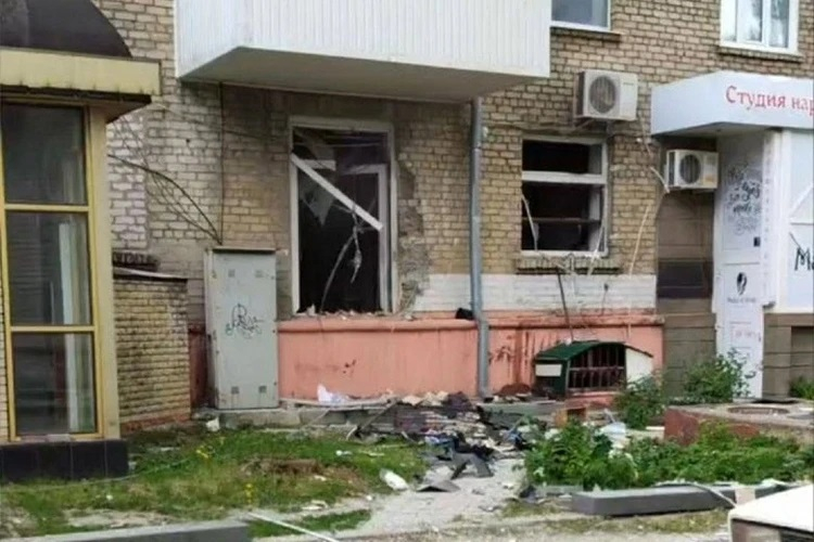 Две ракети Storm Shadow пак удариха Луганск, тежко ранен е шефът на МВР, има разрушения