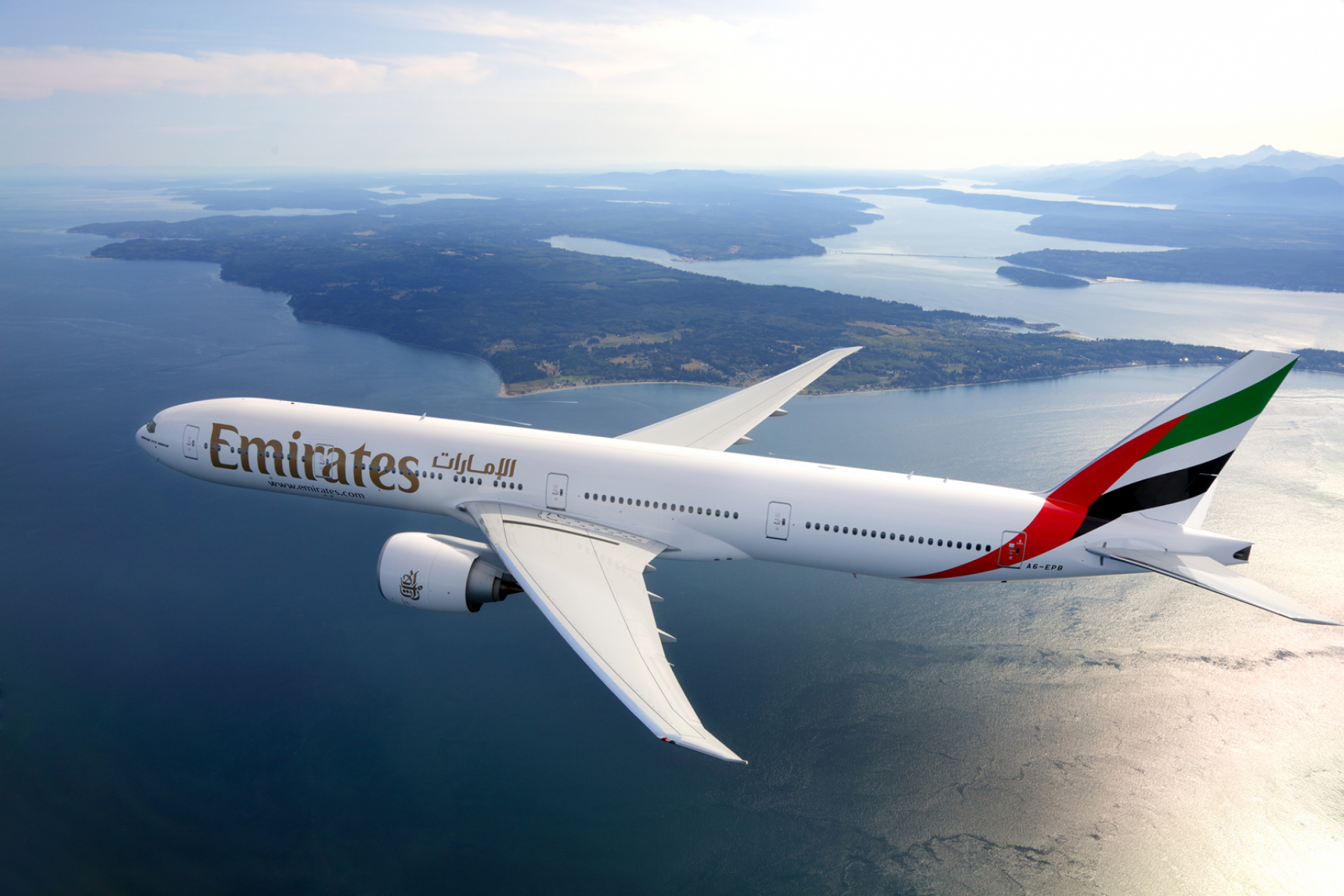 Мъж плати луди пари за бизнес класа в Emirates, но се потресе от гледката