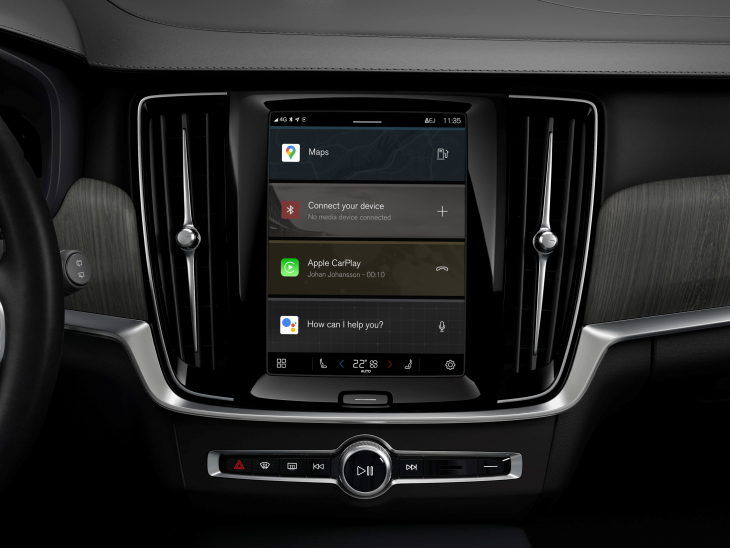 Нова безжична актуализация подобрява изживяването на Apple CarPlay в автомобилите Volvo