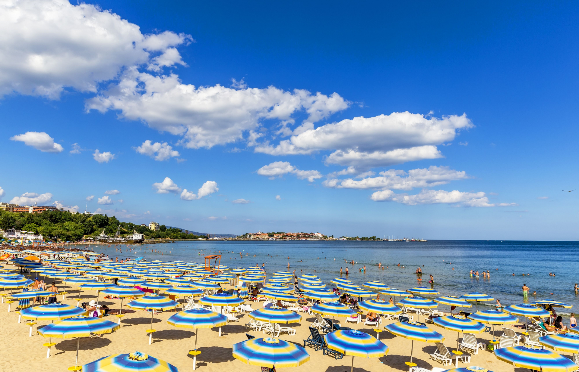 Чудо по българските плажове: Министърът на туризма обяви...