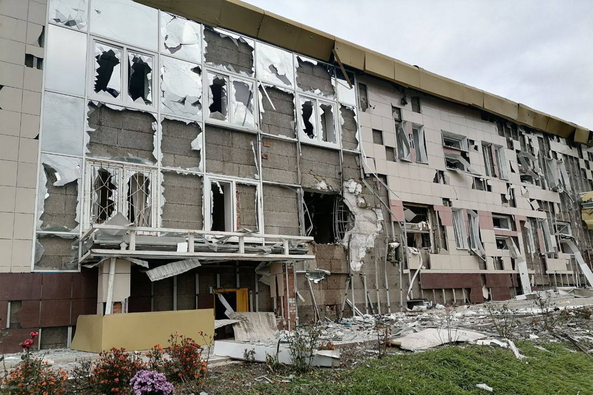 Нов украински обстрел над Белгородска област - горят сгради, евакуираха хора 