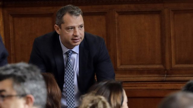 Голяма изненада! Ето кой депутат от ГЕРБ е гласувал "против" кабинета "Денков-Габриел"