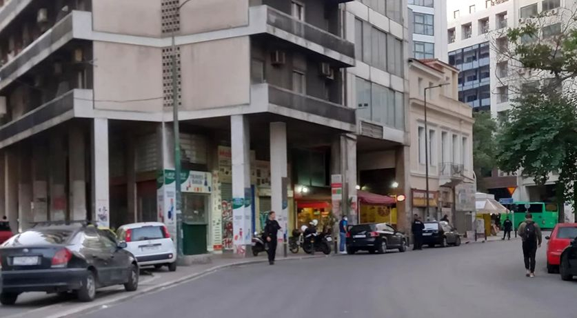 Заклаха български гражданин в центъра на Атина СНИМКИ 18+
