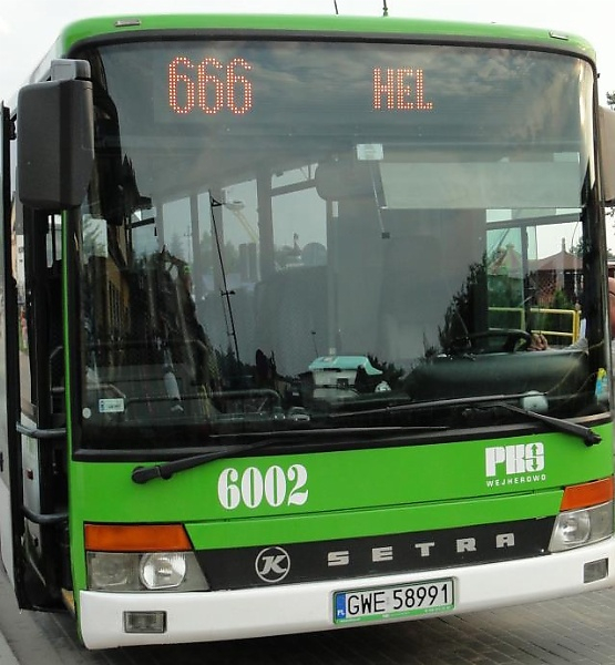 Успех: Отмениха автобусната линия на Сатаната "666" 