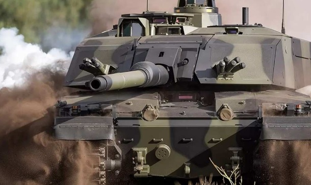 ВИДЕО от войната: Британските танкове Challenger са забелязани за първи път близо до фронта