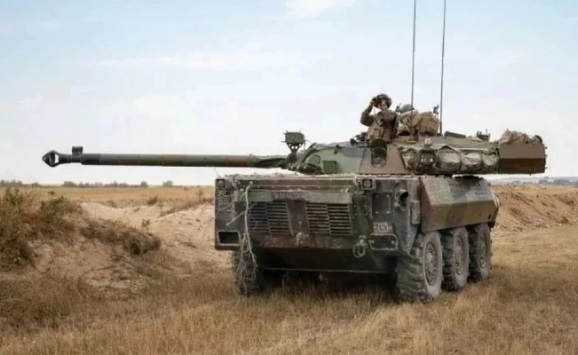 ВИДЕО от войната: Руските морски пехотинци плениха френски танк AMX-10RC