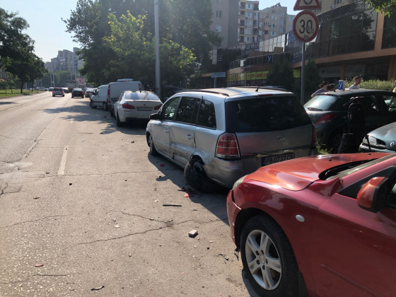 Страшно ВИДЕО от среднощния ужас след гонката в Пловдив 
