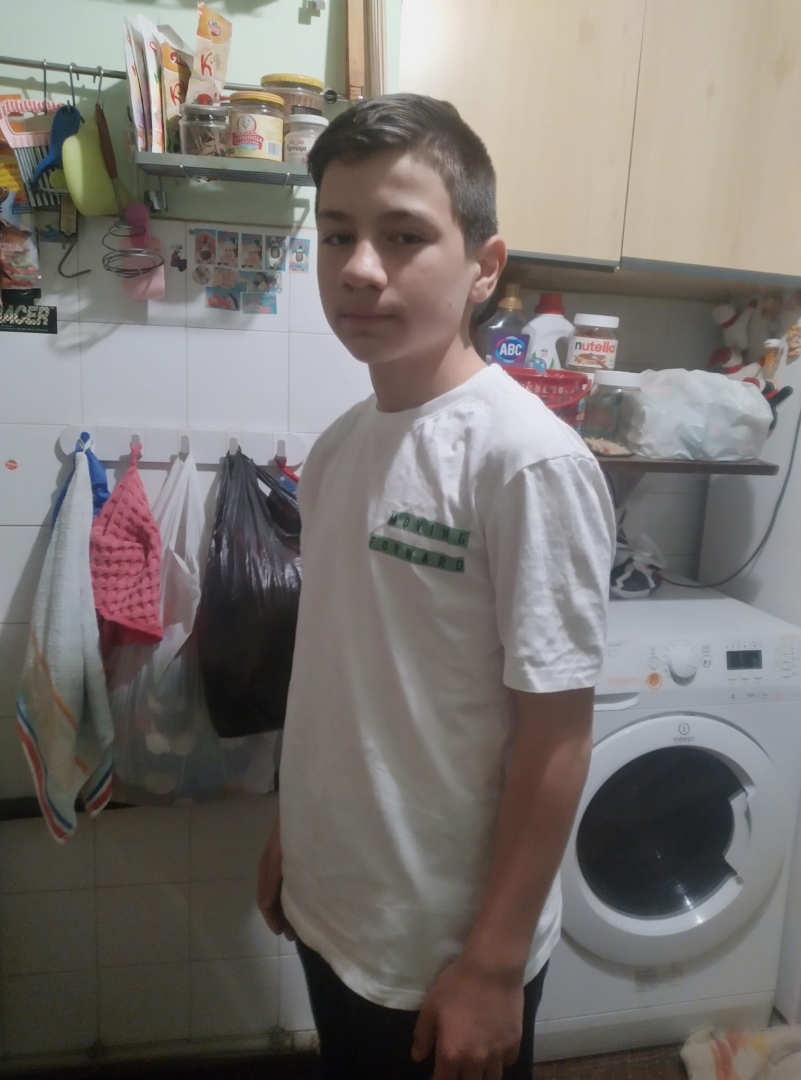 Баща проплака: 11-г. ми син изчезна в София, след като излезе да се види с ромчета СНИМКА