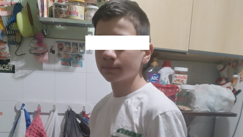 Баща проплака: 11-г. ми син изчезна в София, след като излезе да се види с ромчета СНИМКА