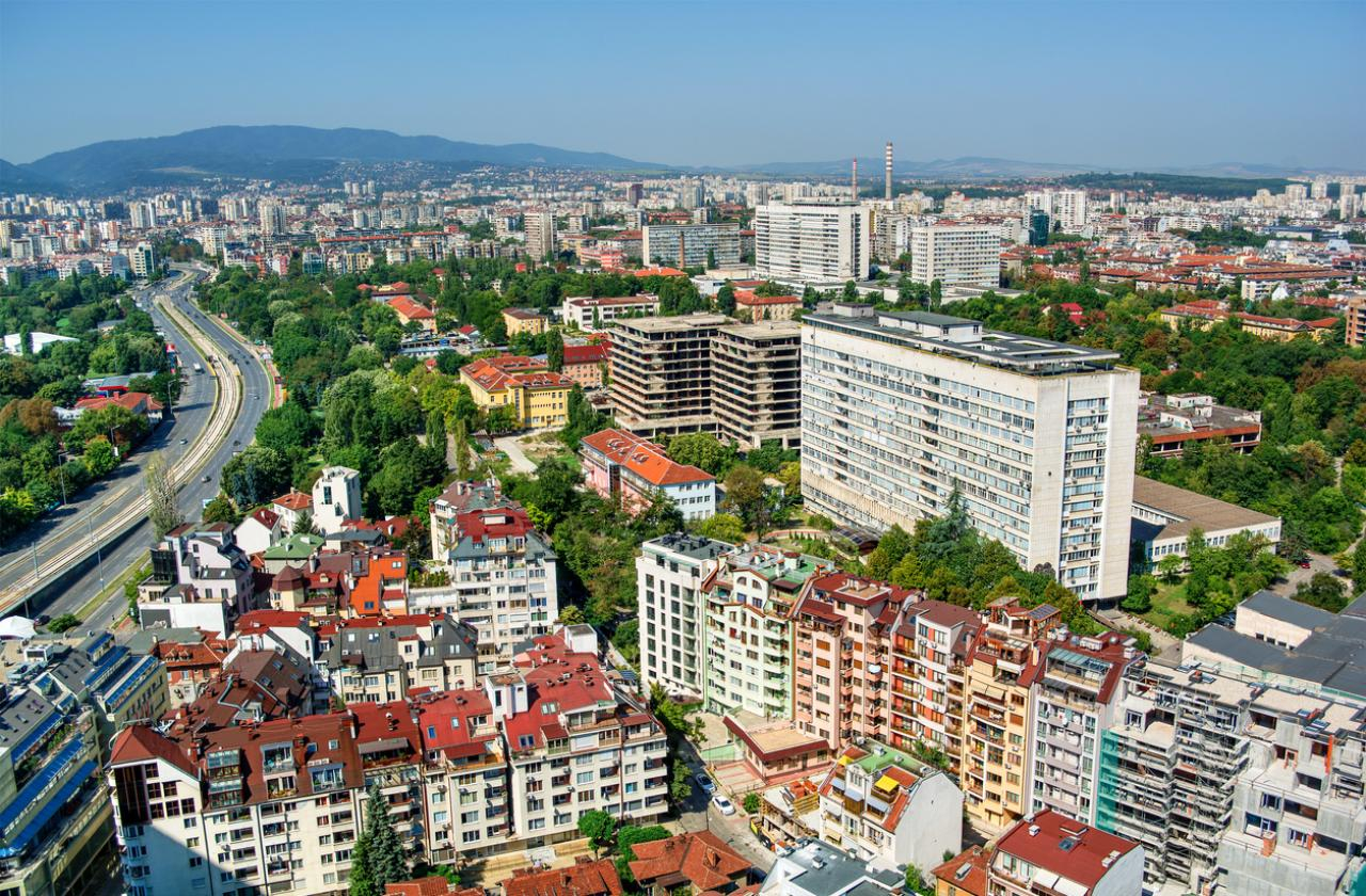 Евростат с тревожни данни за България: На трето място сме по този показател