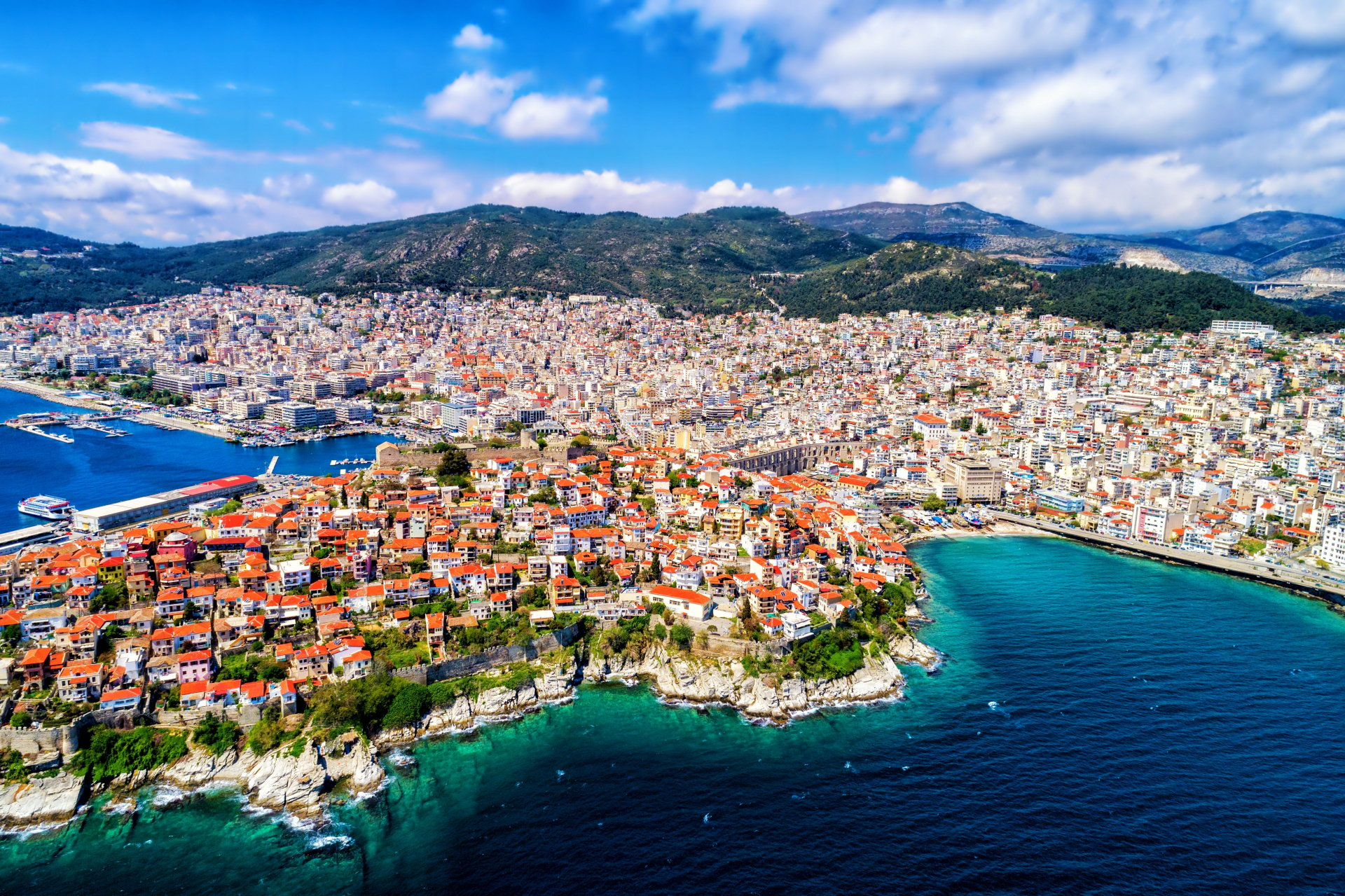 Българите се юрнаха да купуват имоти в Гърция, тези места са най-предпочитани