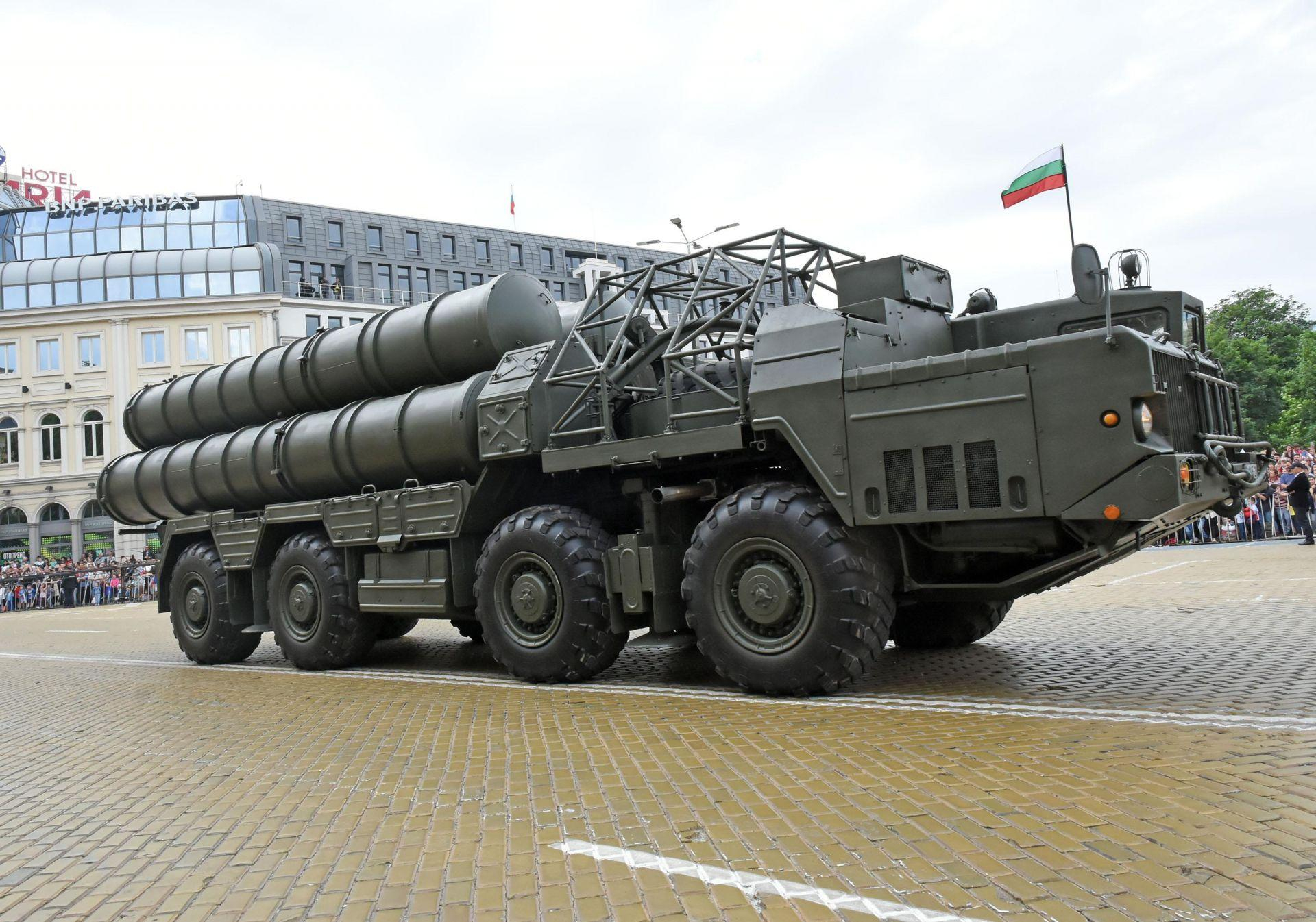 България се пазари със САЩ за ПВО системите си C-300 за $200 млн., за да ги вземе Украйна