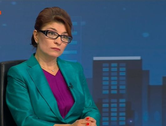 Сеир в ефира: Бесен скандал между Атанасова и Свиленски заради дъвката и сглобката