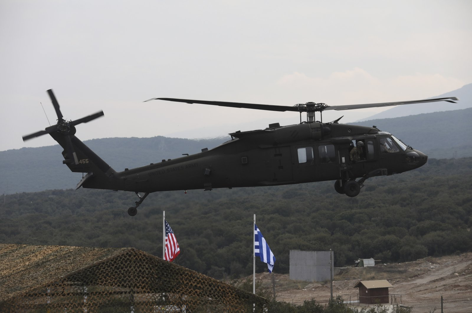 Бивш гръцки военен министър разказа за схемата с американските военни бази