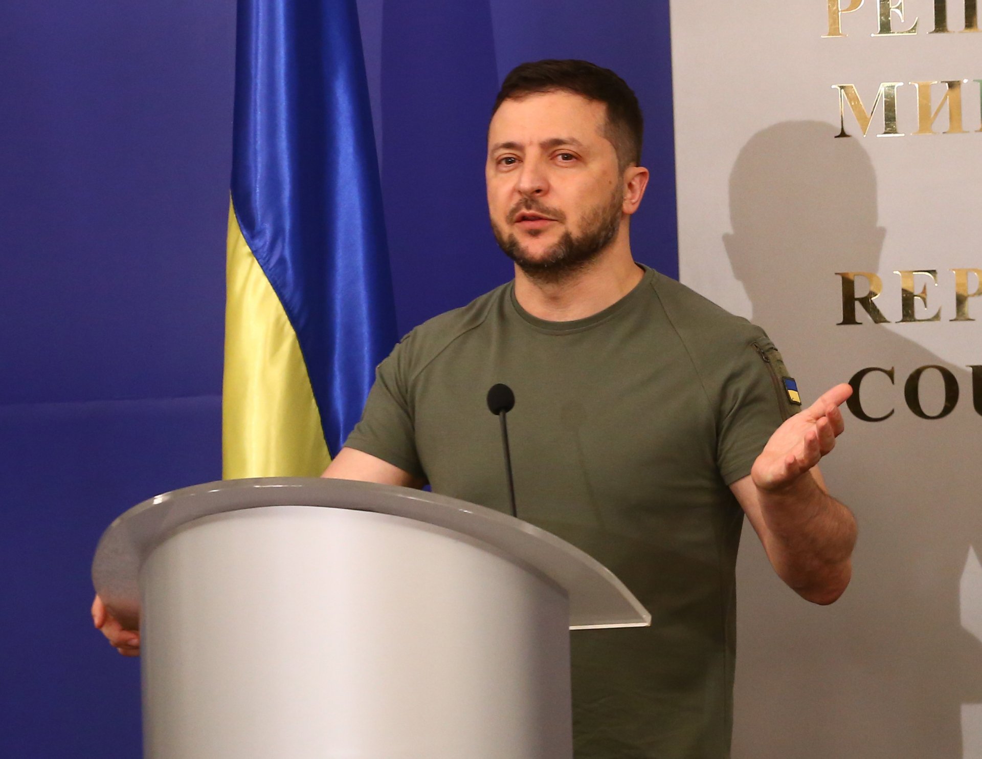 Милен Керемедчиев: Бронираните ни машини са били в списъка на Зеленски