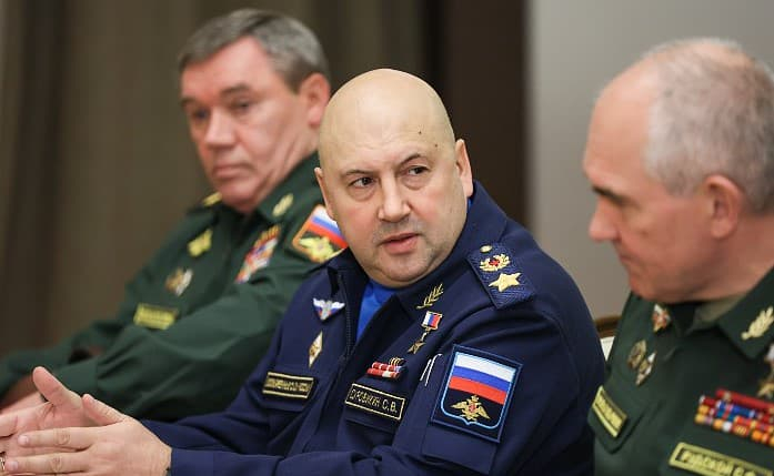 Британското разузнаване каза кой руски командир заменя низвергнатия генерал Армагедон СНИМКА