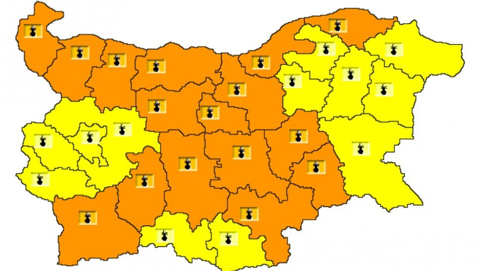 Четвъртък ще е адски ден за България, всички ще се изпържим 