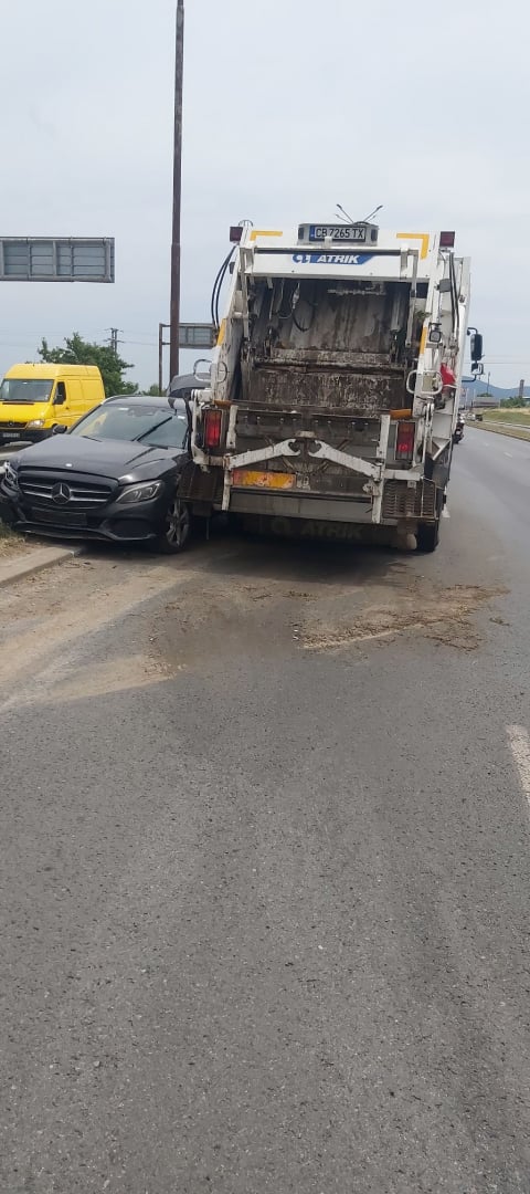 Първо в БЛИЦ! Ужас на Околовръстното в София СНИМКИ