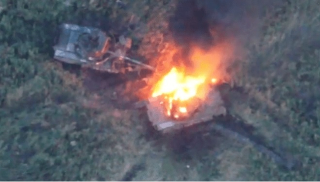 ВИДЕО от войната: Бригада "Рубеж" показа как изгарят руски танкове