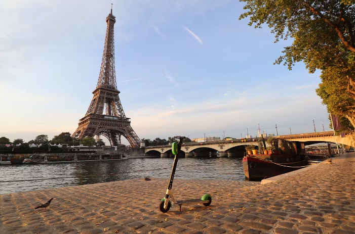 Вековна забрана падна: Очаквайте скоро странни гледки в Париж