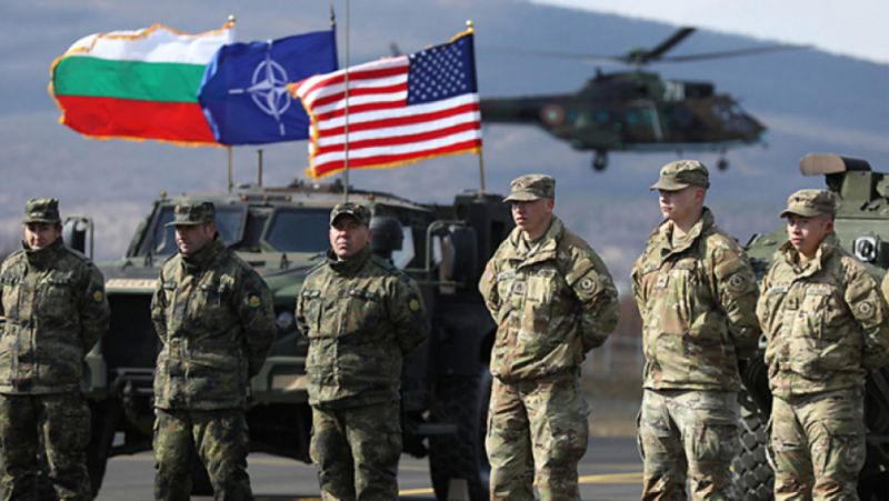 Анализ: Източният фланг на НАТО се готви за пълномащабна война с Русия