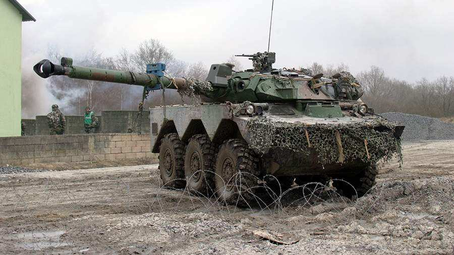 Руски бойци заловиха непокътнат френски танк АМХ-10 край Запорожие ВИДЕО