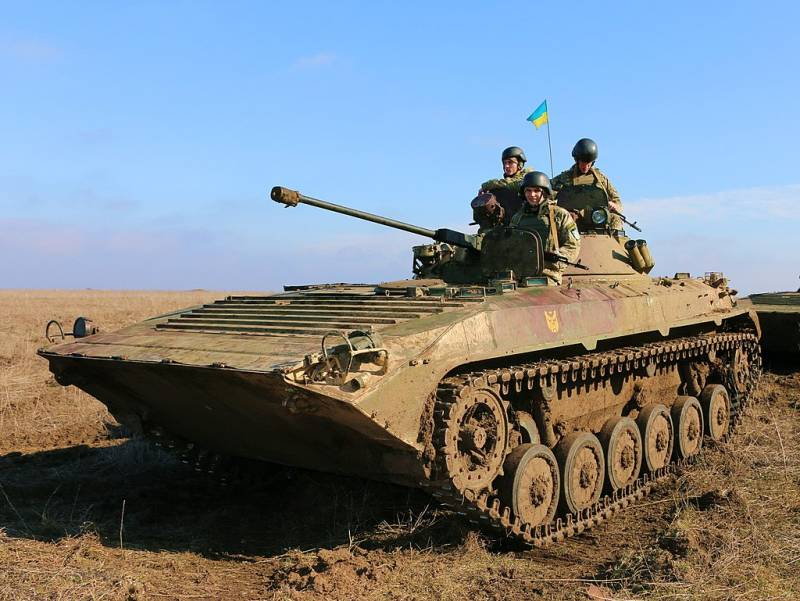 Forbes: ВСУ хвърлят в битка стари съветски танкове заради загубата на западната техника