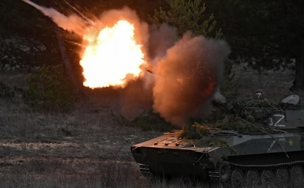 "Нюзуик": Тактиката на НАТО в Украйна се оказа напълно неефективна
