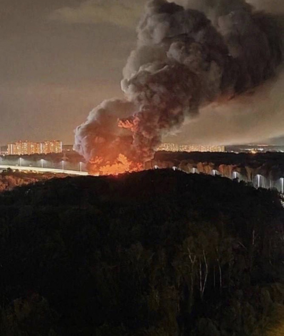 Огромен пожар избухна близо до резиденцията на Путин в Москва ВИДЕО