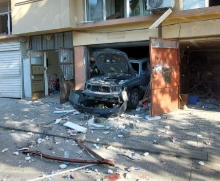 Ето какво остана след мощния взрив в гараж в Пловдив СНИМКИ 