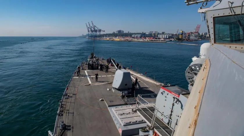 FT: До какво ще доведе "танкерната война" между Русия и Украйна, ще се намеси ли НАТО