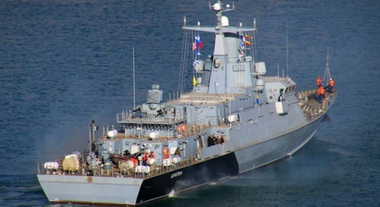 Черноморският флот на Русия за първи път изведе новия си кораб "Циклон" с ракети "Калибър"
