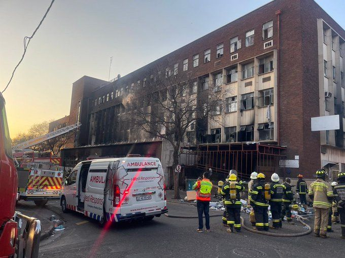 52 загинали и 43 ранени: Огнен ад в Йоханесбург