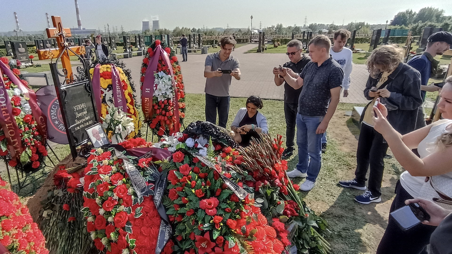 Шепа хора погребаха без много шум Дмитрий Уткин - дясната ръка на Пригожин ВИДЕО