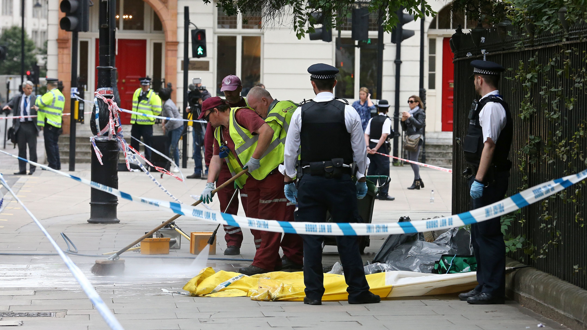 Какво става!?! Второ жестоко убийство на млад български гражданин в Лондон!