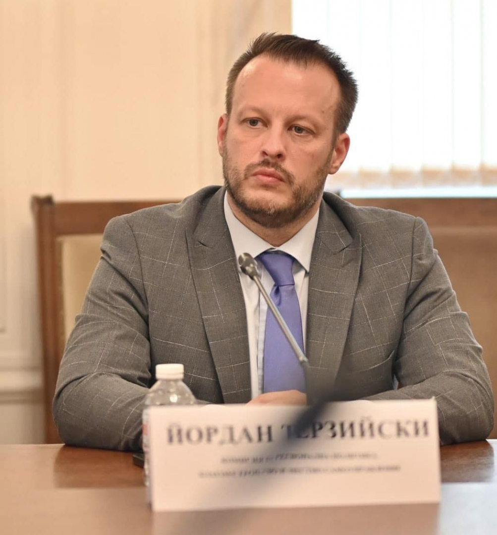Депутат от ПП–ДБ: Борисов се е объркал, нямаме червени линии, а...