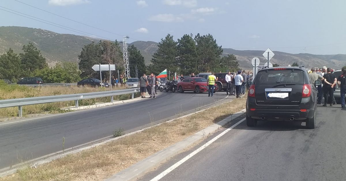 Протестиращите миньори блокираха още една важна пътна артерия