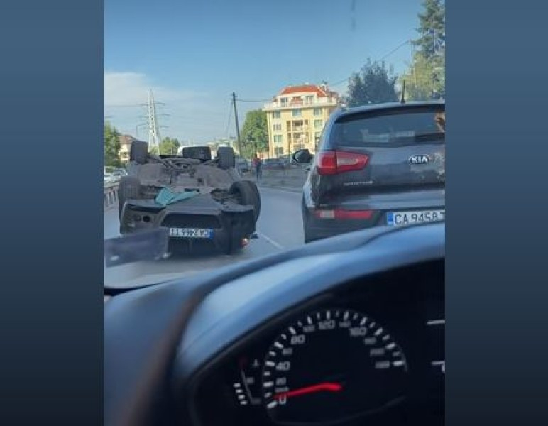 Първи СНИМКИ  на бясната каскада на "Симеоновско шосе" в София 