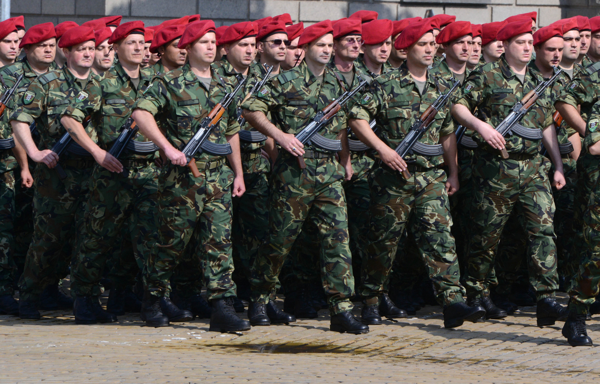 Световна класация разкри: Силата на българската армия се срива! 