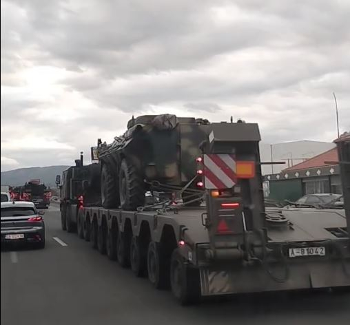 Танкове по Околовръстното ошашавиха столичани, какво се случва СНИМКИ