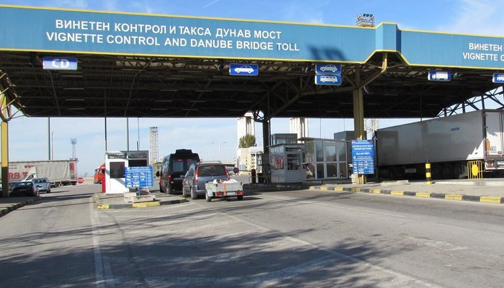 Митничари от "Дунав мост 2" провериха лек автомобил и се хванаха за главите СНИМКА
