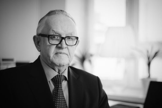 Скръбна вест! Отиде си бившият президент на Финландия Марти Ахтисаари